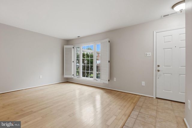 17904 HICKORY LN, Hagerstown, MD 21740