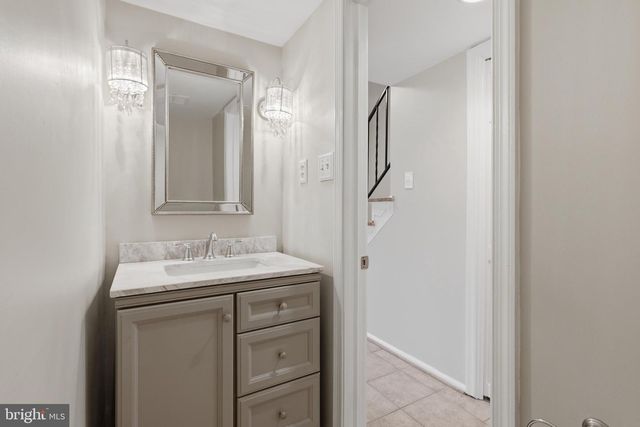 17904 HICKORY LN, Hagerstown, MD 21740