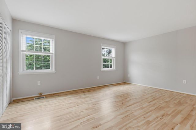 17904 HICKORY LN, Hagerstown, MD 21740
