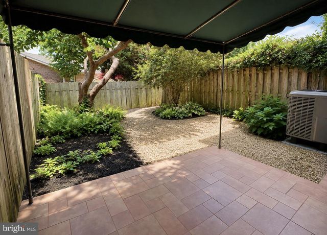 17904 HICKORY LN, Hagerstown, MD 21740