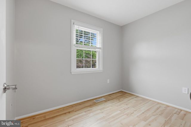 17904 HICKORY LN, Hagerstown, MD 21740