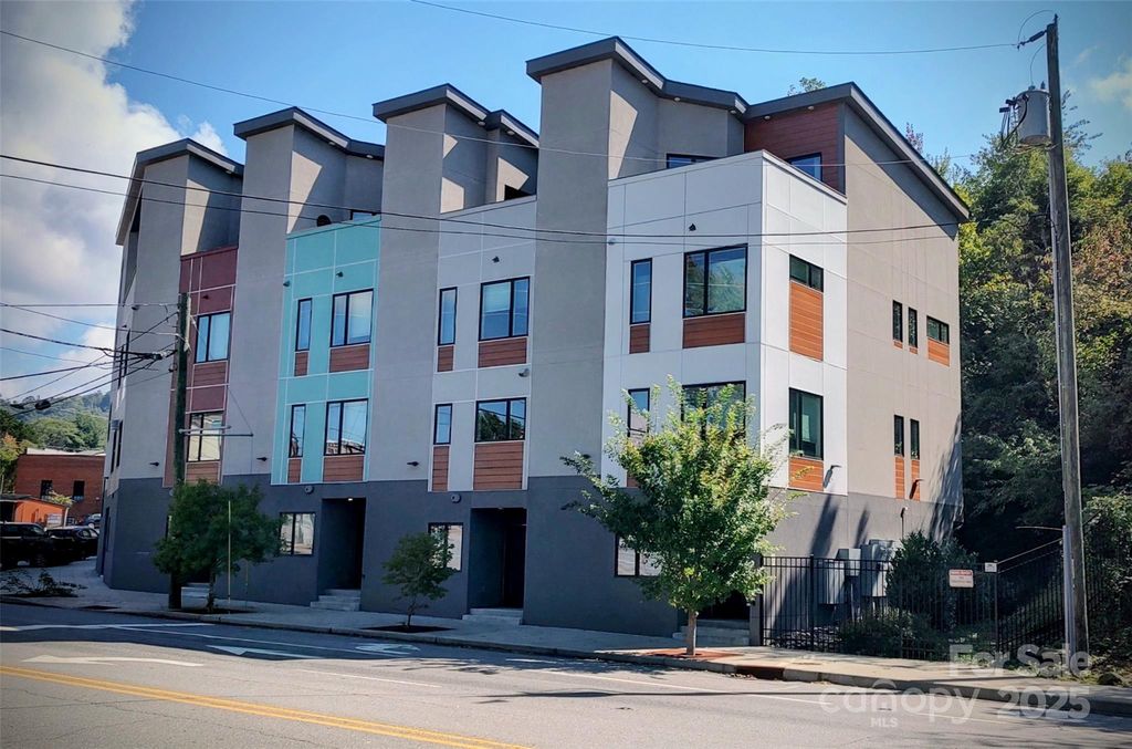 108 Southside Avenue, Asheville, NC 28801