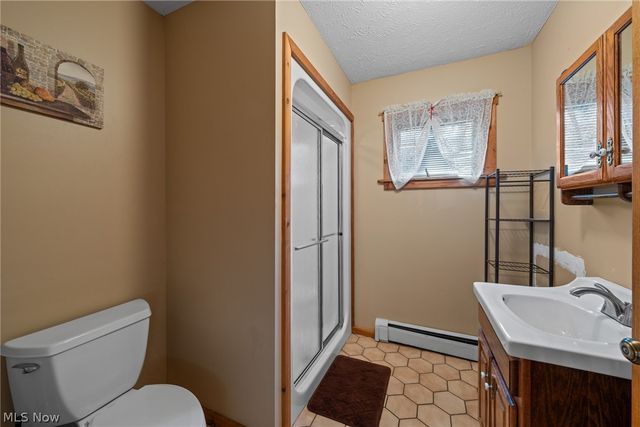 1841 Barnum Road, Geneva, OH 44041
