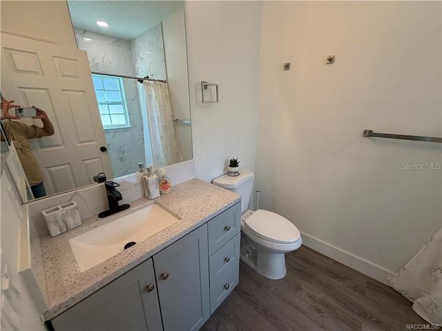 5749 N CLAREMONT DR, Citrus Springs, FL 34434