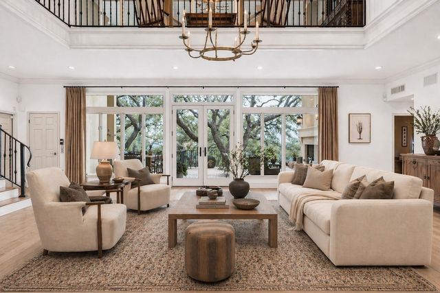 3418 Mount Bonnell CIR, Austin, TX 78731