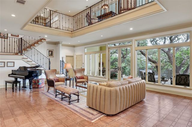 3418 Mount Bonnell CIR, Austin, TX 78731