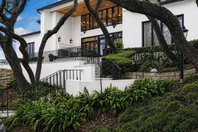 3418 Mount Bonnell CIR, Austin, TX 78731