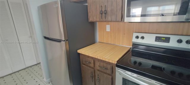 13390 NE 7th Ave 302, North Miami, FL 33161