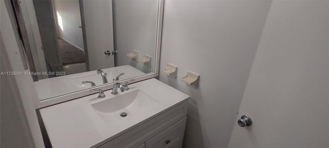 13390 NE 7th Ave 302, North Miami, FL 33161