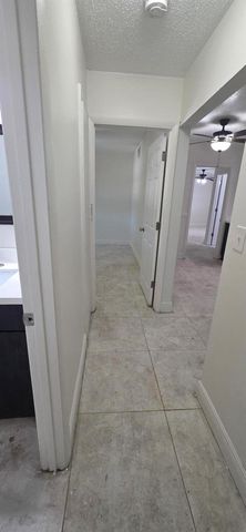 7400 Kimberly Boulevard 202a, North Lauderdale, FL 33068