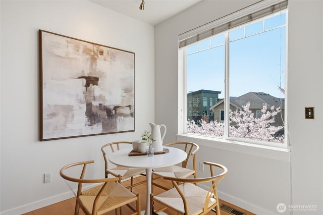 1757 9th Court NE, Issaquah, WA 98029