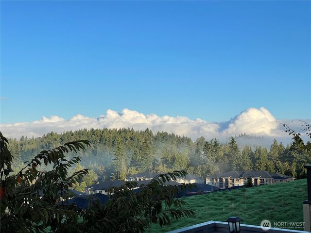 1757 9th Court NE, Issaquah, WA 98029