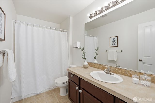 1757 9th Court NE, Issaquah, WA 98029