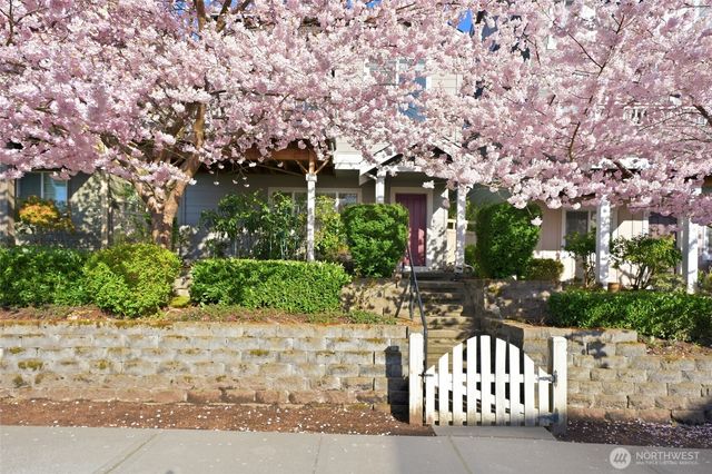 1757 9th Court NE, Issaquah, WA 98029