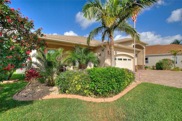 416 MOTORCOACH DRIVE S, Polk City, FL 33868