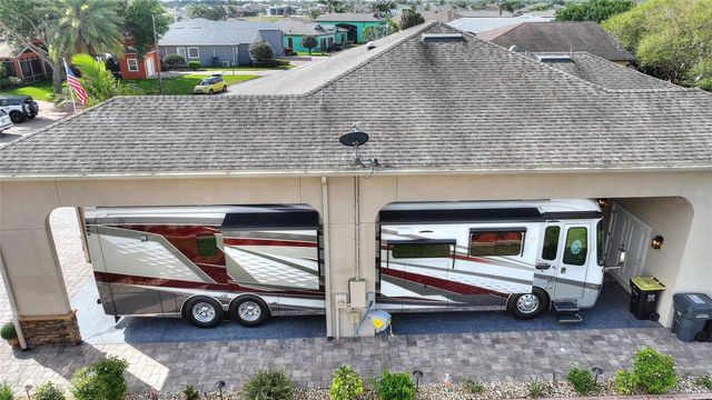416 MOTORCOACH DRIVE S, Polk City, FL 33868