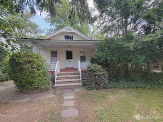 21 Middlesex Avenue, Edison, NJ 08820