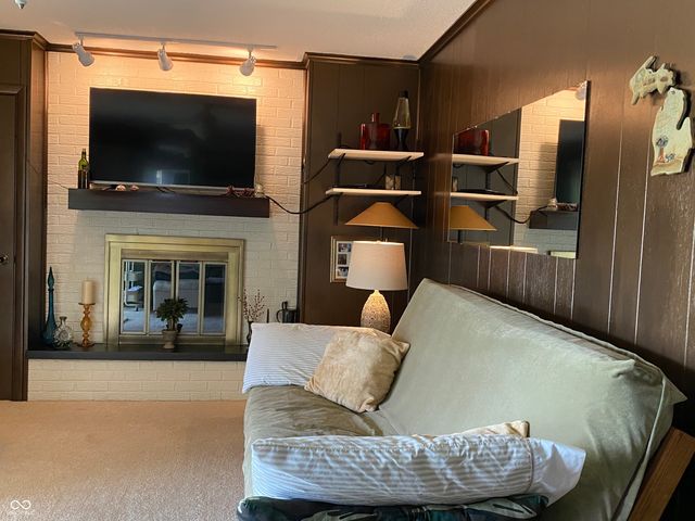 1438 N Roseway Drive N, Indianapolis, IN 46219