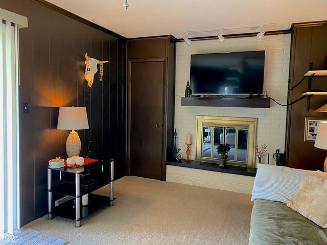 1438 N Roseway Drive N, Indianapolis, IN 46219