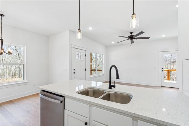 248 Stoneykirk Drive, Bella Vista, AR 72715