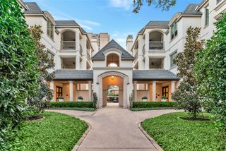 8511 Edgemere Road 201, Dallas, TX 75225