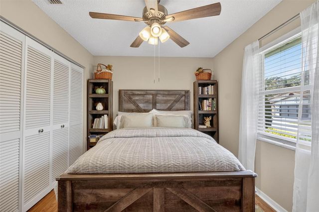 1915 BIRCHWOOD LOOP, Lakeland, FL 33811