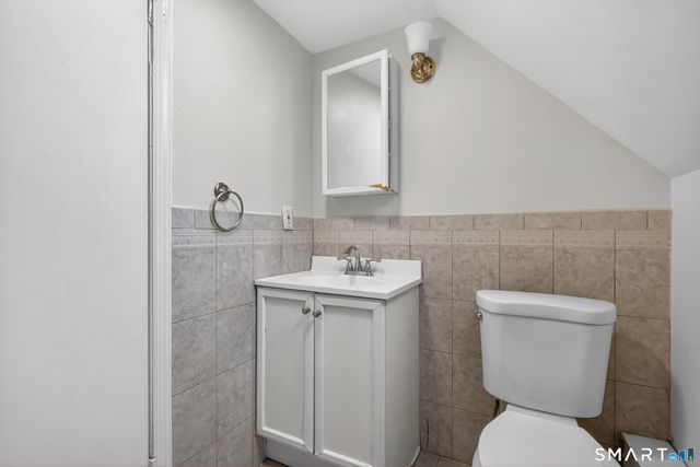 361 Ridgefield Avenue 3, Bridgeport, CT 06610