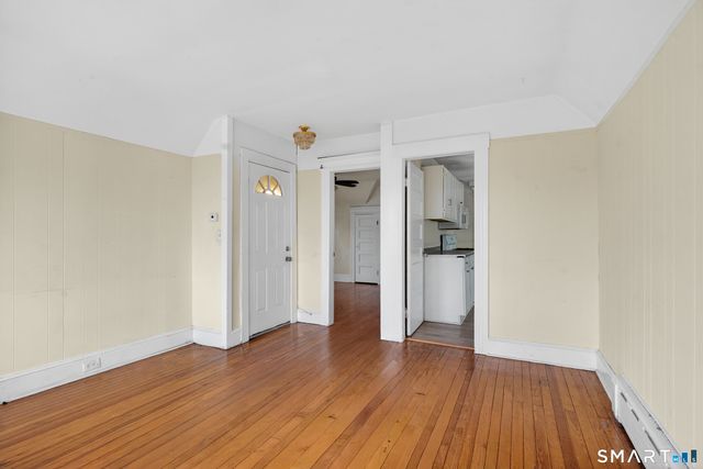 361 Ridgefield Avenue 3, Bridgeport, CT 06610