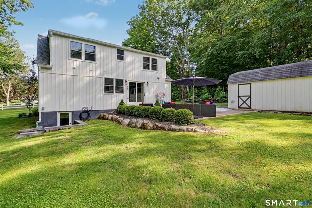 56 Banks Road, Easton, CT 06612
