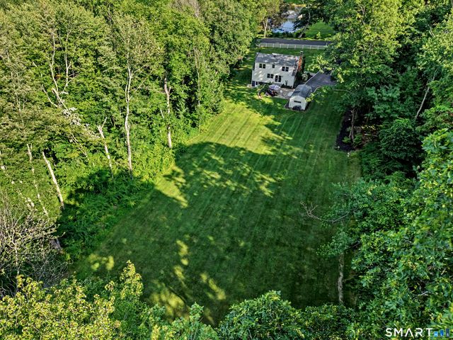 56 Banks Road, Easton, CT 06612