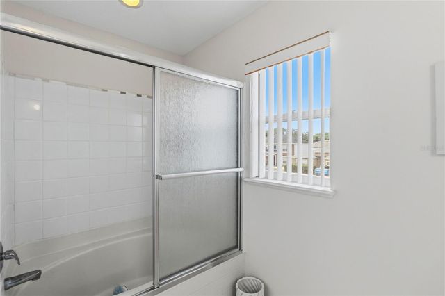 122 CARMEL BAY DRIVE, Sanford, FL 32771