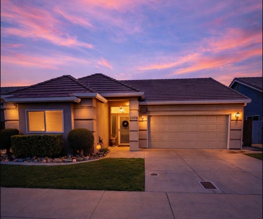 2209 Perth Dr., Modesto, CA 95355