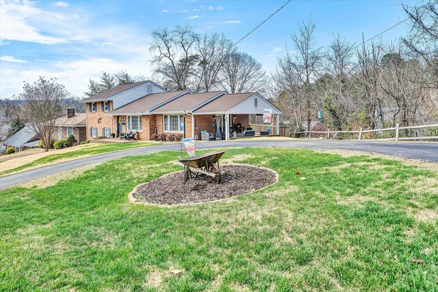 3105 Davis AVE, Roanoke, VA 24015