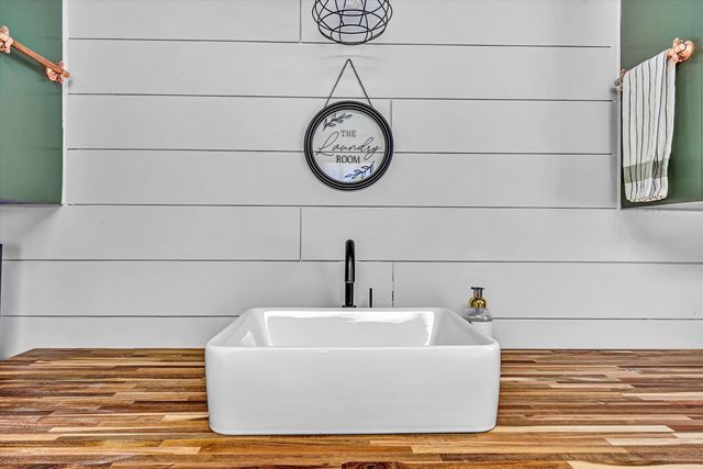 3105 Davis AVE, Roanoke, VA 24015