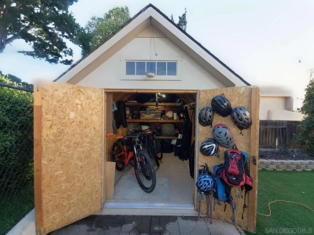 663 Hillhaven Dr, San Marcos, CA 92078