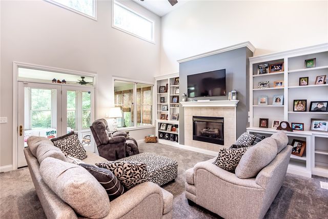 252 Links View Drive, Hamilton Twp, OH 45039