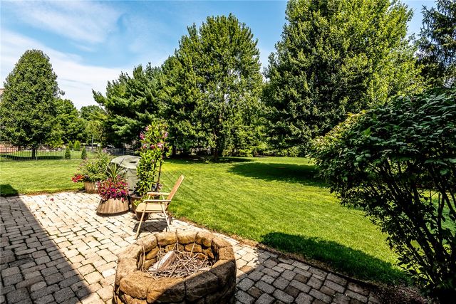 252 Links View Drive, Hamilton Twp, OH 45039