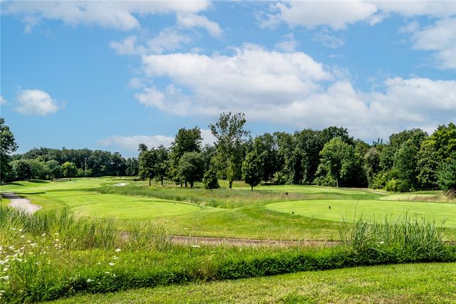 252 Links View Drive, Hamilton Twp, OH 45039