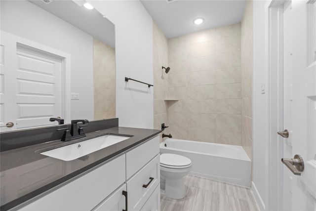 10314 Forest Lake Drive, Missouri City, TX 77459