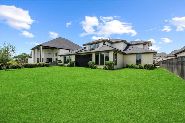 10314 Forest Lake Drive, Missouri City, TX 77459