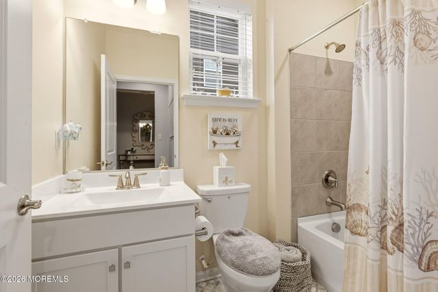 24 Cougar Lane, Barnegat, NJ 08005