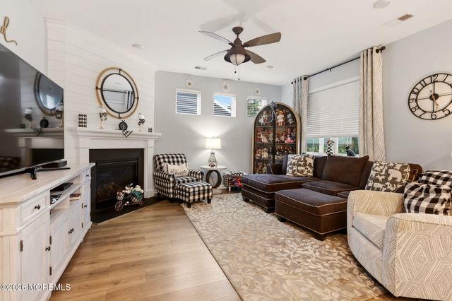 24 Cougar Lane, Barnegat, NJ 08005