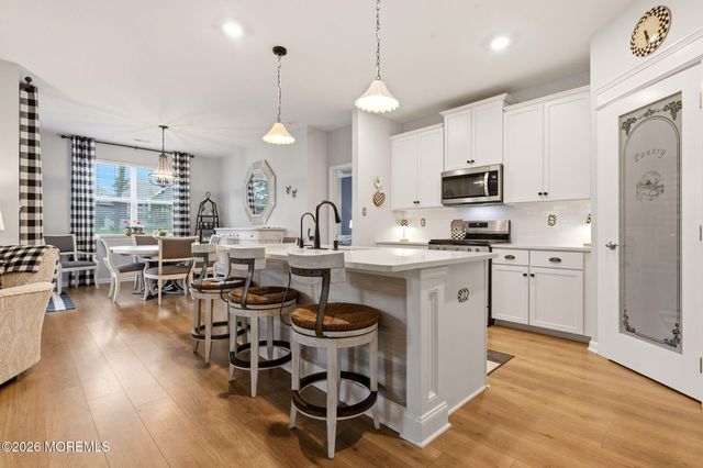 24 Cougar Lane, Barnegat, NJ 08005
