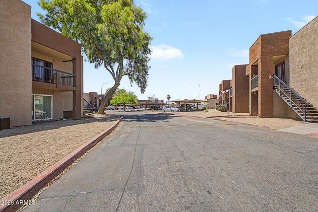 3810 N MARYVALE Parkway 1063, Phoenix, AZ 85031