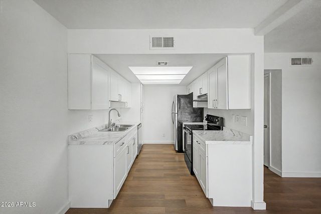3810 N MARYVALE Parkway 1063, Phoenix, AZ 85031