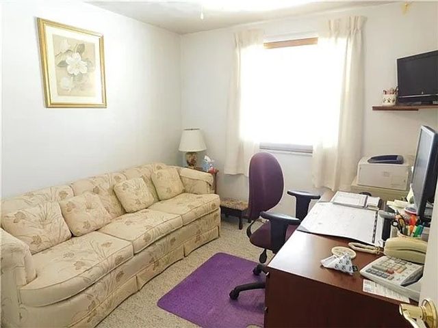 148 Courtney Dr, Verona, PA 15147