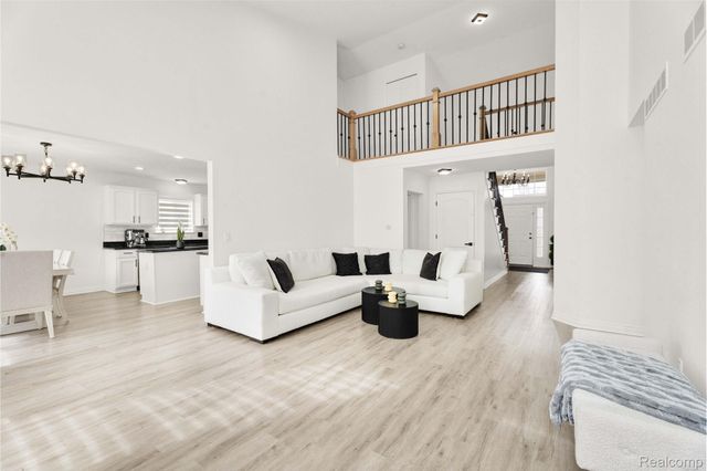 21196 Oak Ridge Drive, Clinton Charter Township, MI 48036