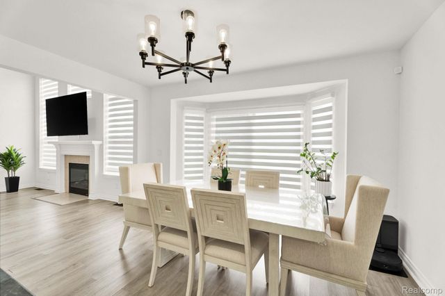 21196 Oak Ridge Drive, Clinton Charter Township, MI 48036