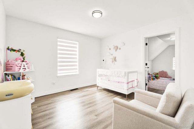 21196 Oak Ridge Drive, Clinton Charter Township, MI 48036