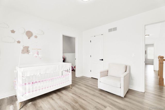 21196 Oak Ridge Drive, Clinton Charter Township, MI 48036